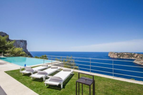 Luxury 6 Bedroom Villa with Superb Sea Views, Mallorca Villa 1014